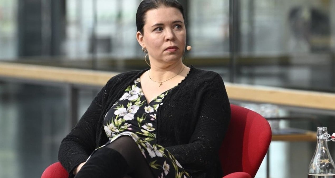 milletvekili 20 yil boyunca eskortluk yaptigini itiraf etti FdcDvnX3