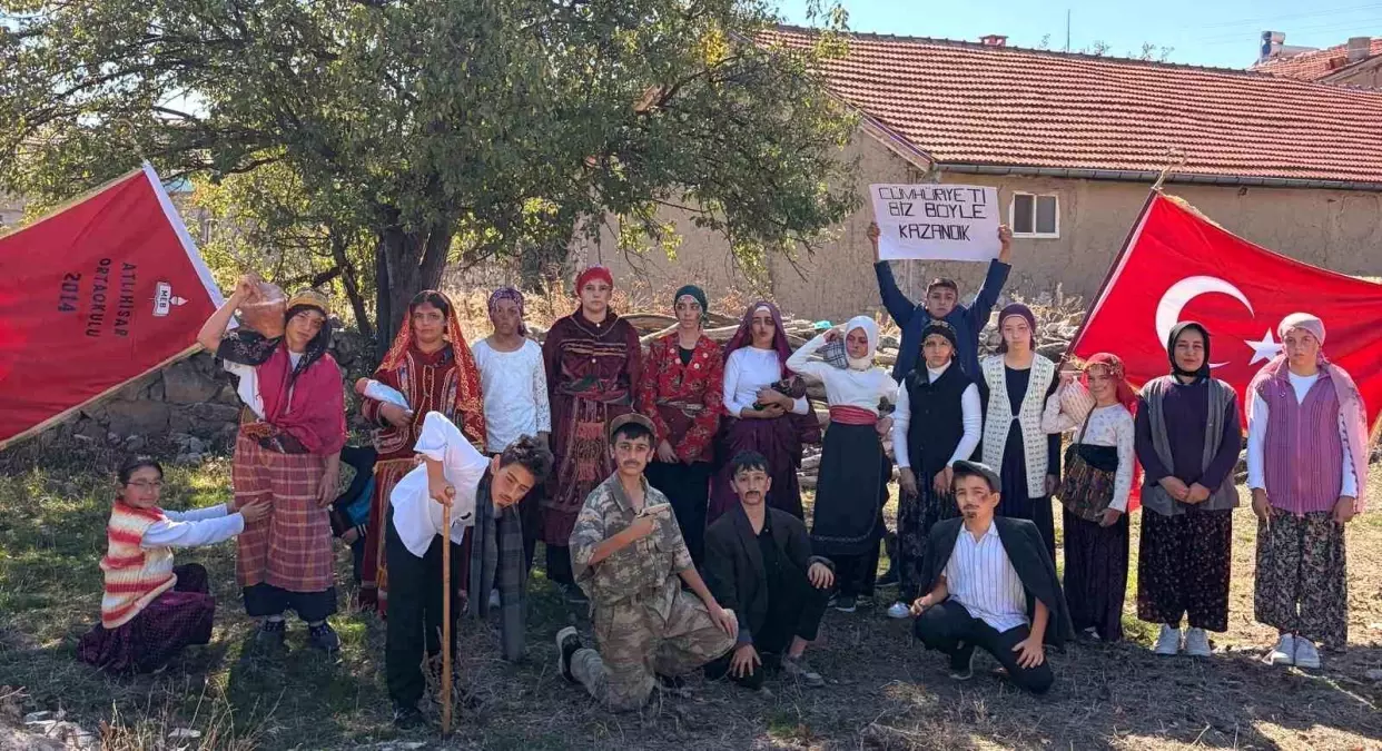 Atlıhisar Ortaokulu’nda Cumhuriyet Bayramı Coşkusu