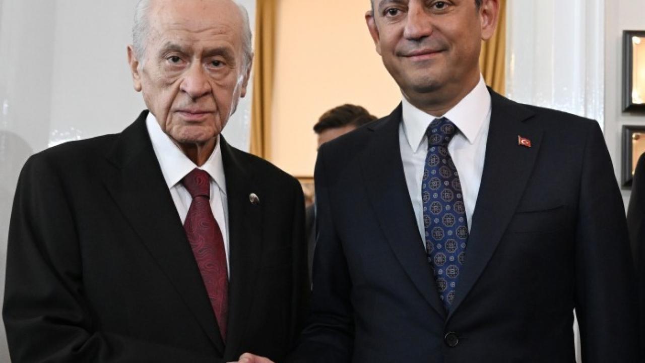 Bahçeli’nin ‘Silivri’ çıkışına Özgür Özel’den yanıt: Memnun oluruz