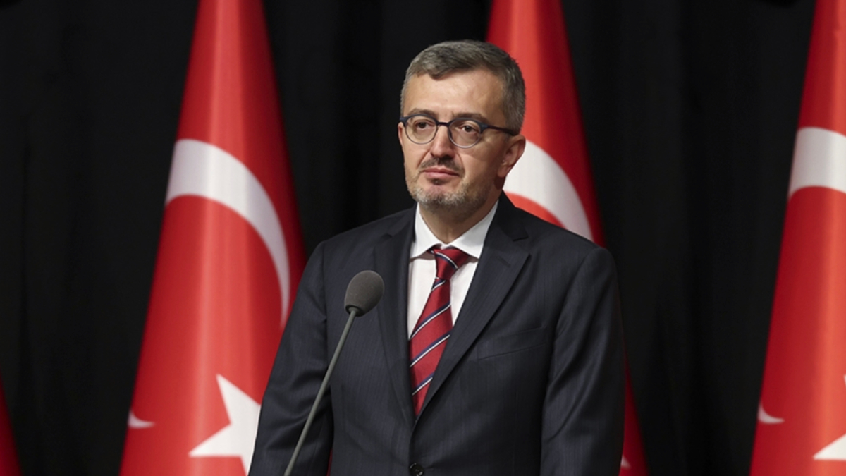 Burhanettin Duran: Her çocuk barışın ve umudun tarafındadır