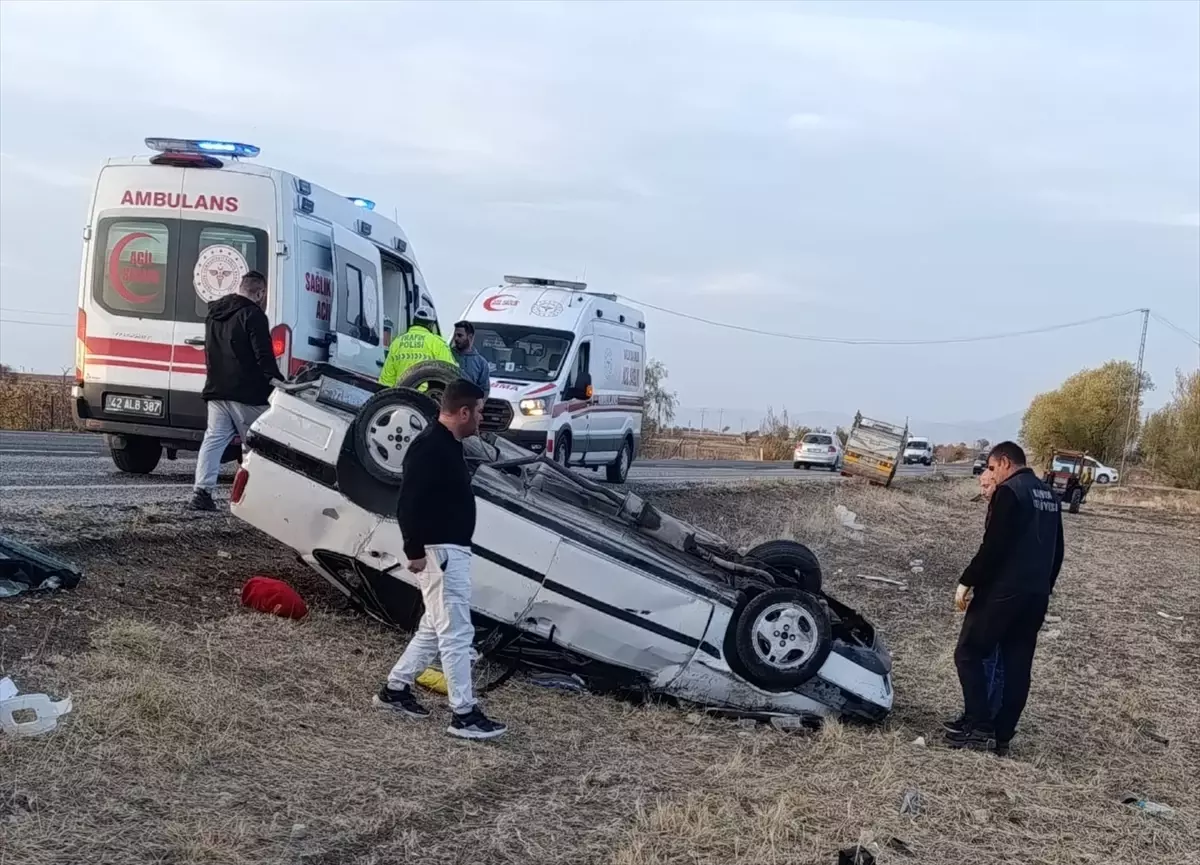Hüyük’te Otomobil Şarampole Devrildi, 5 Yaralı