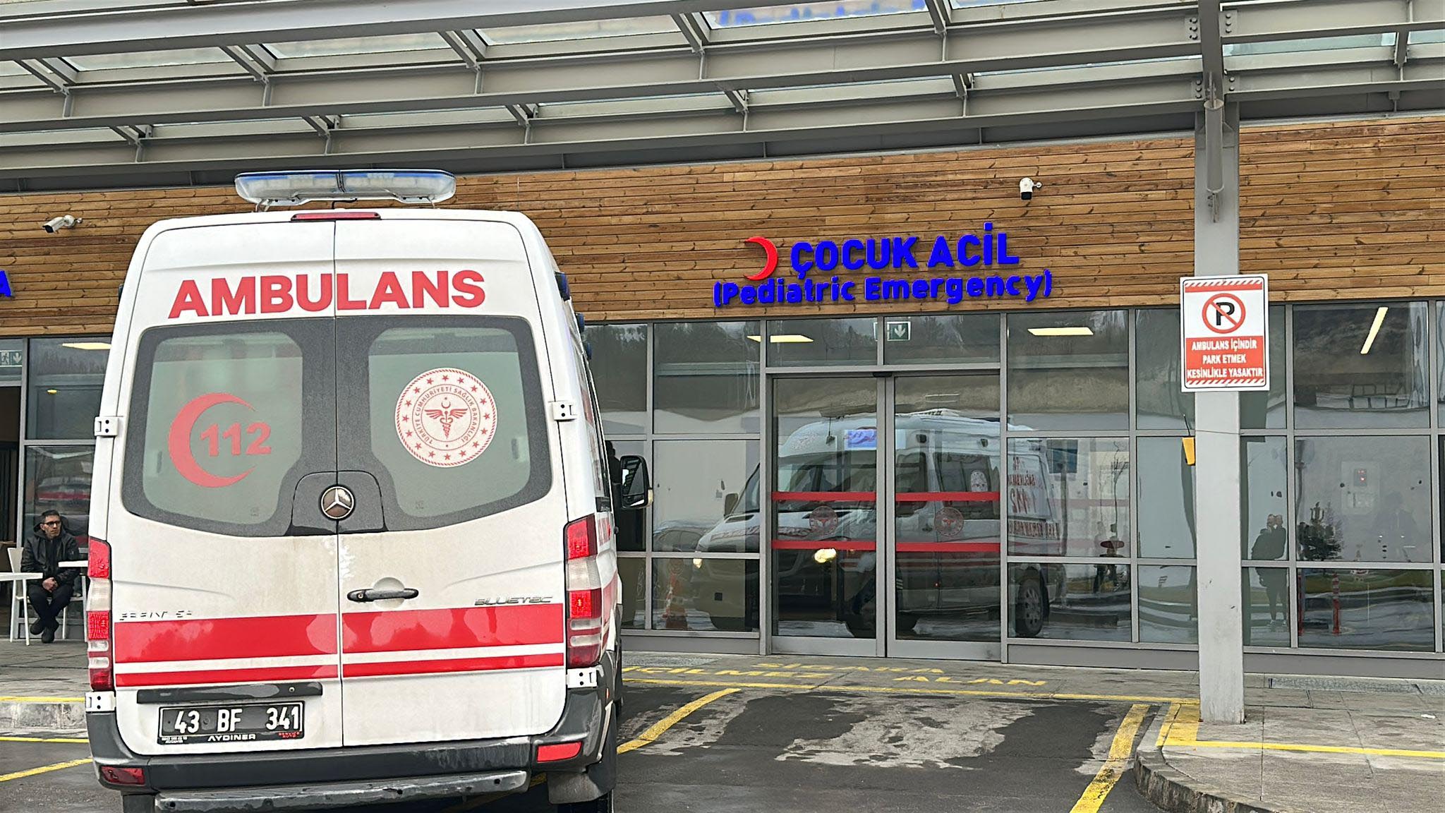 Bedava çikolata 20 öğrenciyi hastanelik etti