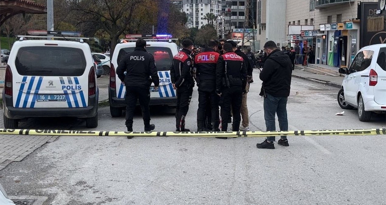 Yemek servisi açmayan çalışanlara kurşun yağdırdılar! Ortalık kan gölüne döndü