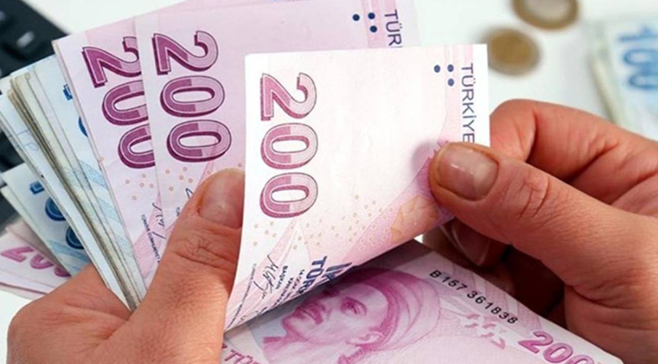 SGK duyurdu: Emeklilerin maaş farkı ödemeleri başlıyor! İşte o tarih…