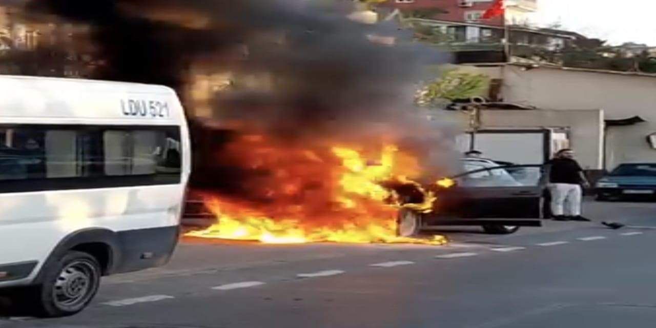 Beykoz’da Seyir Halindeki Araçta Yangın Çıktı!
