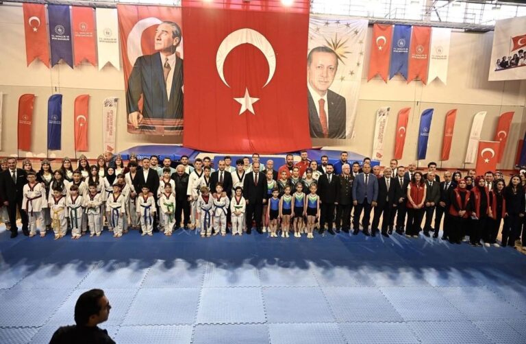 cankirida-19-mayis-coskusu-p8ug3aZq