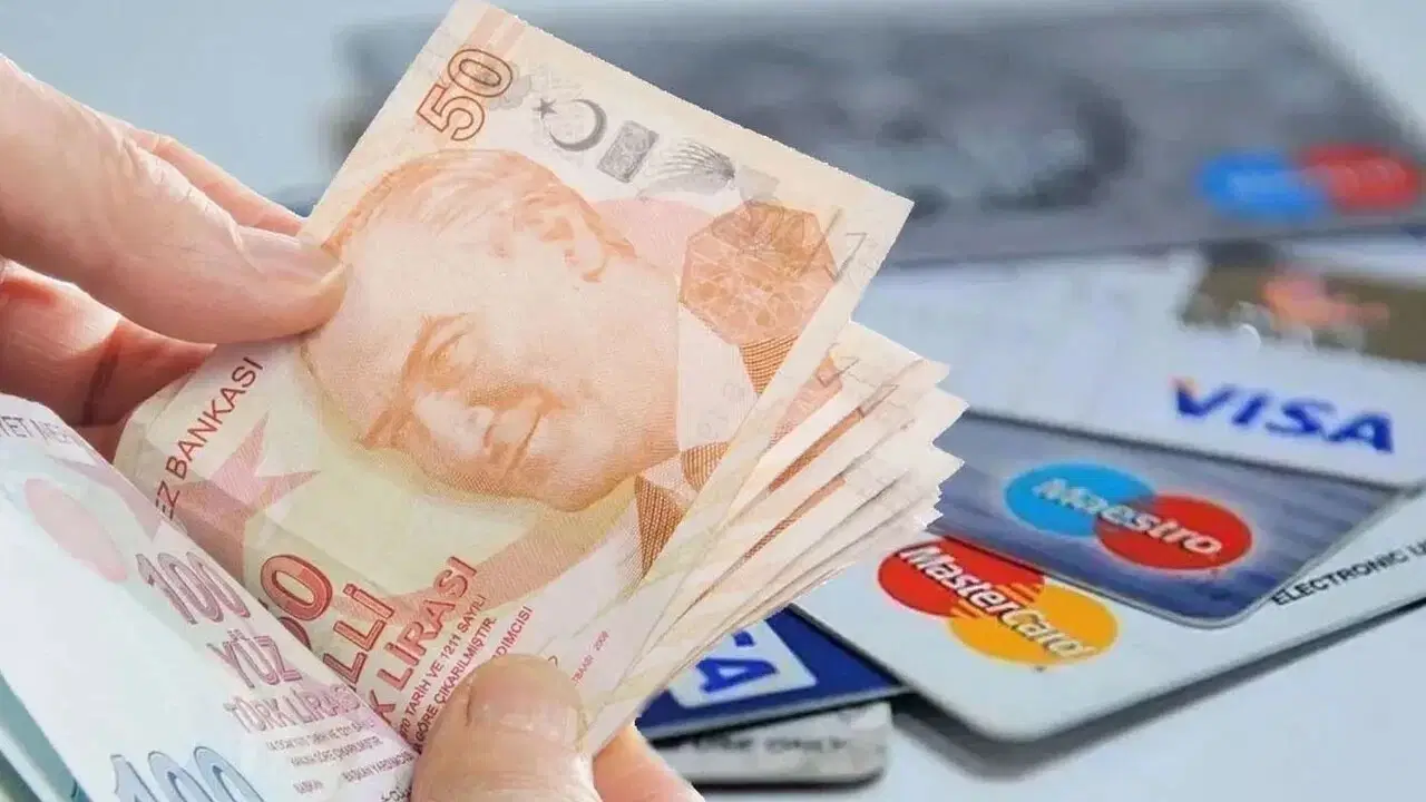 teskten-kredi-karti-borcu-aciklamasi-her-iki-kisiden-birinin-9VG8RvpY